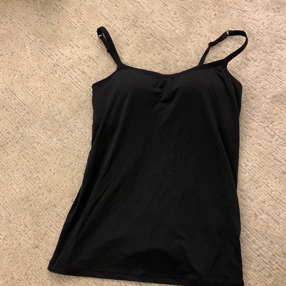 Uniqlo shirt bra size M